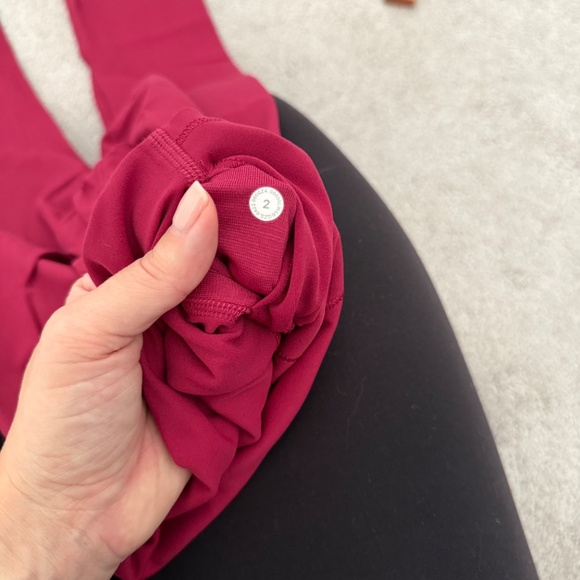 Lululemon align leggings 23” berry colour from late 2022 - Picture 4 of 5